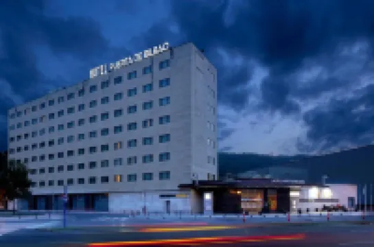 Hotel Puerta de Bilbao Hotéis em 