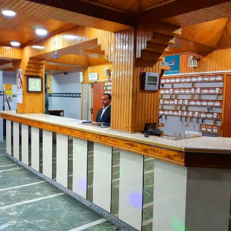 Hotel Gulmarg Regency