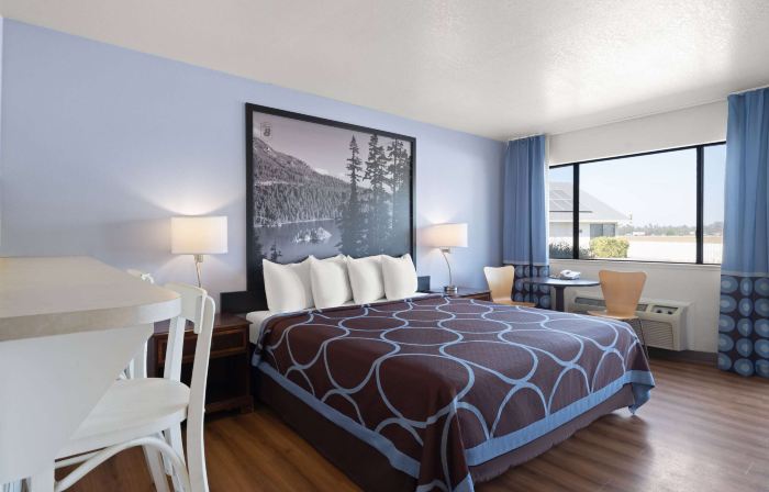 Super 8 by Wyndham Dunnigan