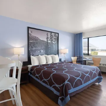 Super 8 by Wyndham Dunnigan