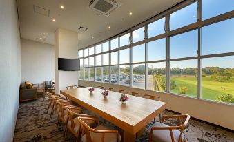ANA Crowne Plaza Resort Okinawa Uruma Hills