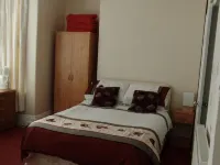 Oakwell Guest House Hotels in Carnaby