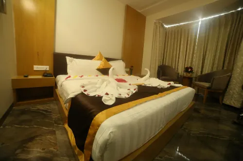 Alexander Luxury Hotel - Parkplatz