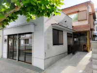 Dear U Uwajima Guest House & Cafe Hôtels à : Uwajima
