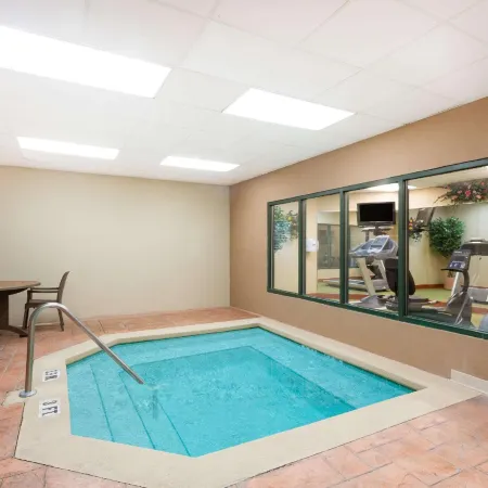 Wingate by Wyndham - Orlando International Airport