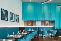 Courtyard London Gatwick Airport - breakfast
