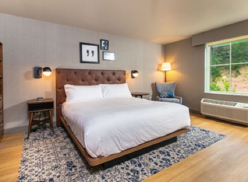 Four Points by Sheraton Deadwood