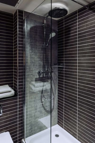 Other Pentahotel Reading Photo