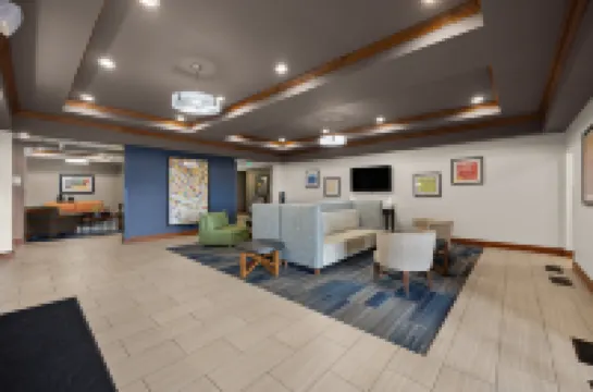 Holiday Inn Express & Suites LIMON I-70 (EX 359) by IHG