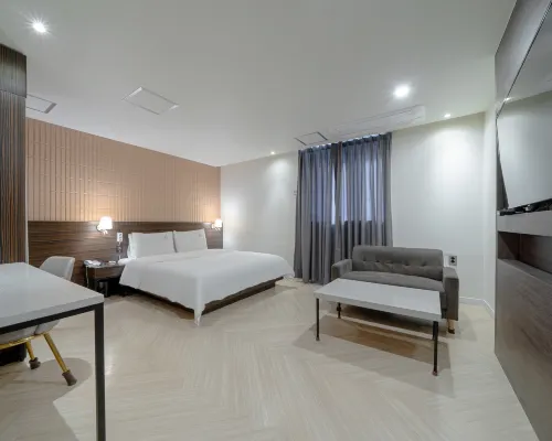 Busan Hadan H Moment Hotel Hadan Branch 下端附近的飯店