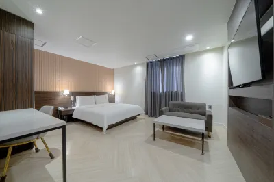 Busan Hadan H Moment Hotel Hadan Branch Hotels in Saha-gu