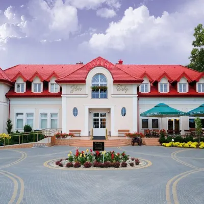 Hotel Złote Dęby Hotels near Bialoleka