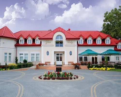 Hotel Złote Dęby Hotels near Bialoleka