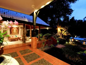 맘 트리스 빌라 로얄