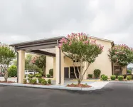 Quality Inn & Suites Aiken Hotels in Aiken