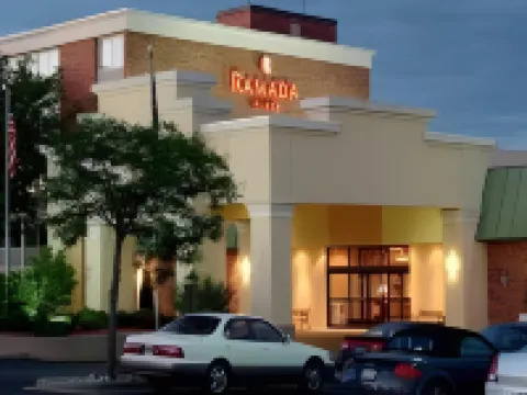 Sonesta Hotel Grand Rapids Airport Hotels in Grand Rapids