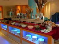 Adi Hotel - breakfast
