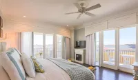 The Beach Club at Charleston Harbor Resort and Marina Hotel a Mount Pleasant