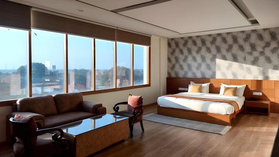Rajwada Inn