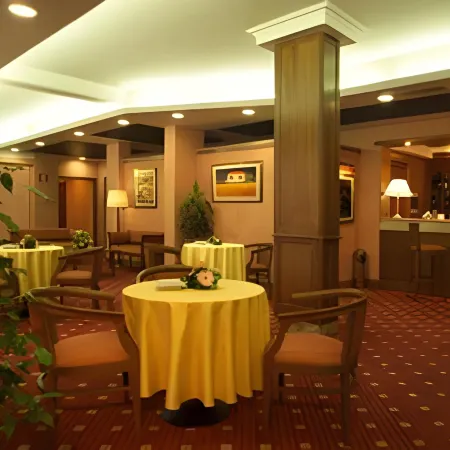 Hotel Palace 2000