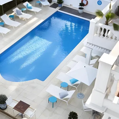 Hôtel la Villa Juan Beach