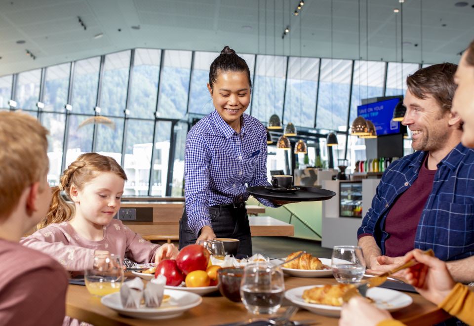 홀리데이 인 익스프레스 & 스위트 퀸스타운