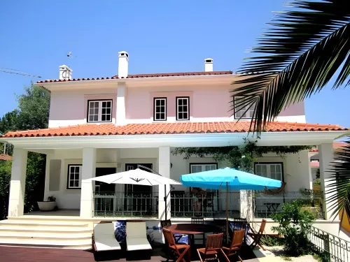 Magnolia B&B Hôtels à : Vieira de Leiria