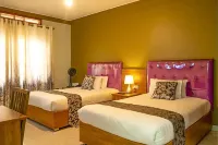 SamWeb Bed and Breakfast Hotel di Nansana