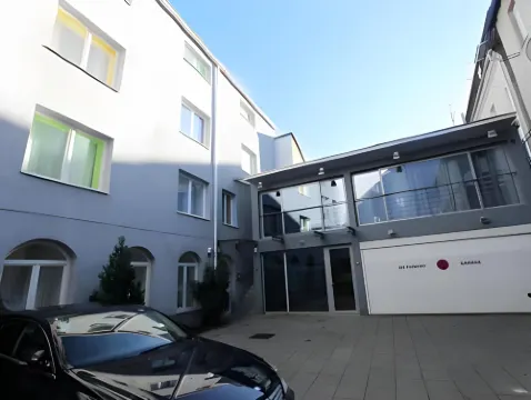 Whole Wide World Hostel