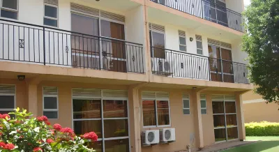 Acholi Inn Hôtels à : 