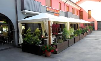 Hotel Colombo - Housity