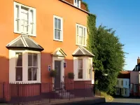 The Limes by Luigis Al Fresco Hotels near Braxted Park Estate