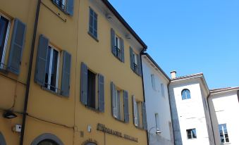 Le Stanze del Lago Apartments