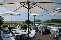 Hotel Künstlerquartier Seezeichen Hotels in Wustrow