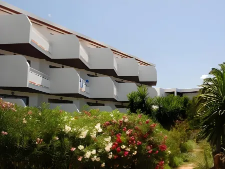 Apartamentos del Rey Отели в г. Сан-Хуан-Баутиста