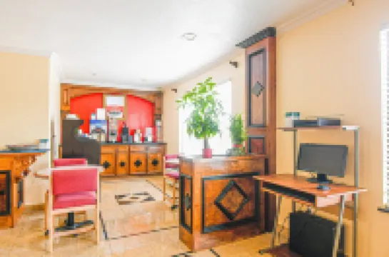 Scottish Inns & Suites Shenandoah Woodlands Mall