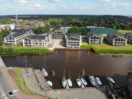 Eisvogelnest am Norder Tief Отели в г. Норден