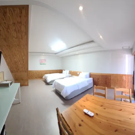 Sacheon Hall in One