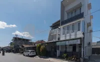 Wisma Brata 2 Mitra RedDoorz Hotels in Warudoyong