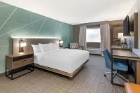 Comfort Inn & Suites Saratoga Springs Hotels in Wilton