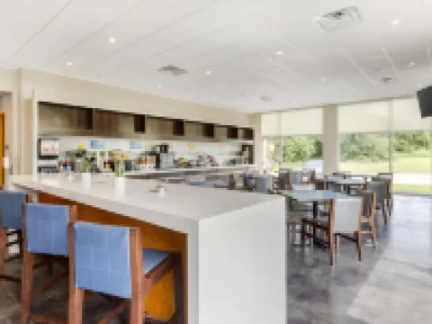 GLo Best Western DeSoto Dallas Hotels in DeSoto