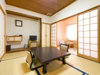 割烹旅館餚屋本店