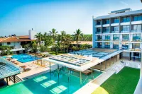 Goldi Sands Hotel - Beach