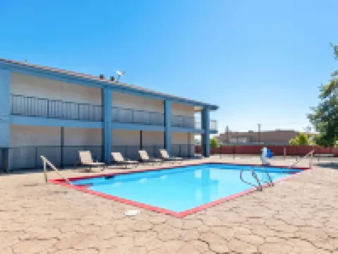 Quality Inn Hotels in Plainview