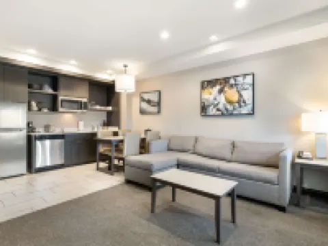 Best Western Plus Executive Residency Rigbys Water World Hotel Hotels in Warner Robins