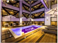 APA Hotel and Resort Midosuji Hommachi Ekimae Tower - Pools