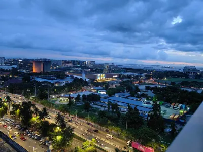 Smdc Coast Residences Condo Near Moa, Ccp, Picc, Star City