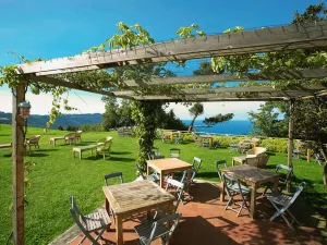 Hotel Emilia