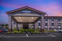 Red Roof Inn & Suites Clinton, MS Hotels in Clinton