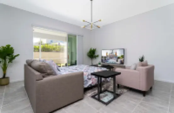 Family Friendly 2 Bd Close to Disney @Champions Gate 8899